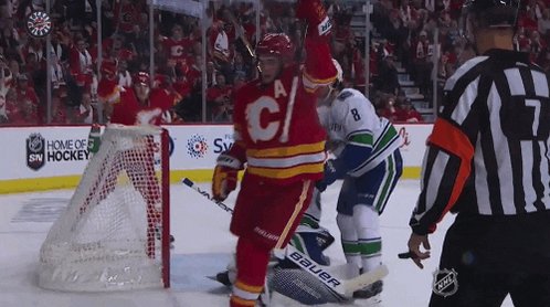 Happy birthday to the absolute unit Sean Monahan!!!! 