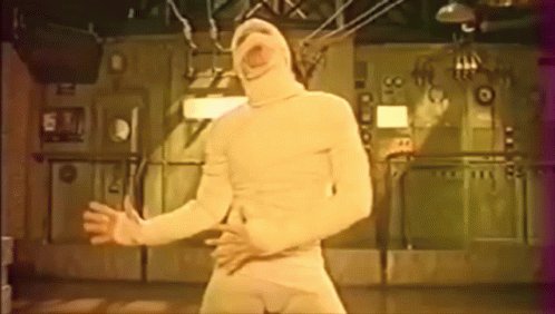 It's time for #BadJokeFriday, with some added Halloween spookiness 🎃
Q: What do mummies like listening to on Halloween?
A: Wrap music! 🎶 https://t.co/b5h5IUPJde