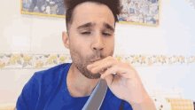 Lengua Azul Cupa Chups GIF