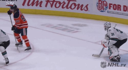 @NHL's photo on Connor
