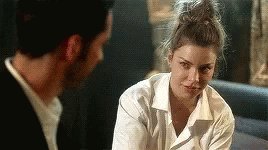 Happy Birthday to Lauren German! 