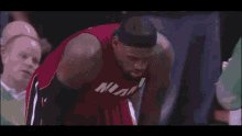 @NBATurkiye @NBA2K Build konusunda yardıma ihtiyacın varsa bir mesaj ötendeyim @NBATurkiye 😈 https://t.co/DMNJ69mTZx