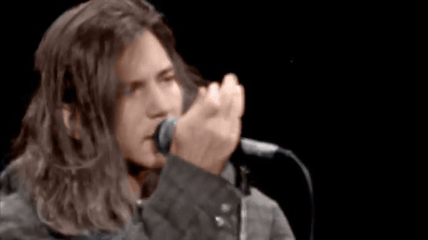 Happy birthday eddie vedder 