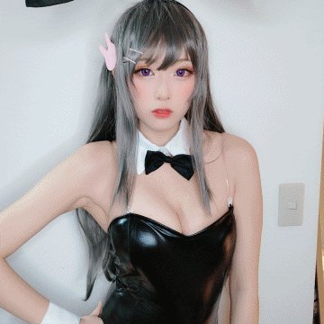 コスプレイヤーYuki亭のTwitterGIF1