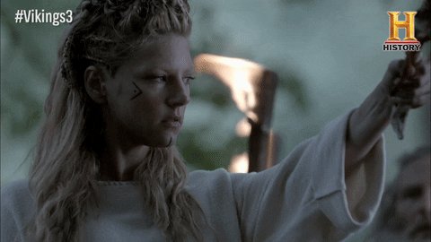   Happy birthday to Katheryn Winnick ! The great Lagertha !  