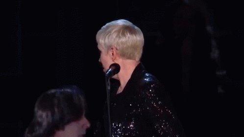 Happy Birthday  Annie Lennox 