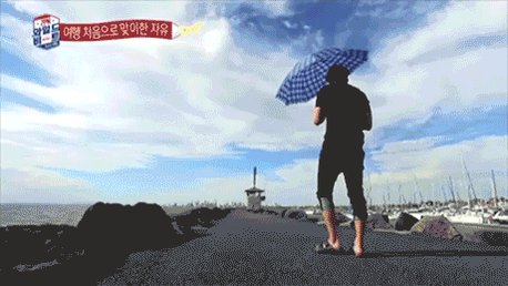 Happy Birthday to our lovely OK Taecyeon             LOVE 