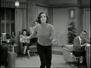 Good morning! Happy birthday, Mary Tyler Moore! 