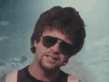 Happy Birthday  Jeff Lynne 