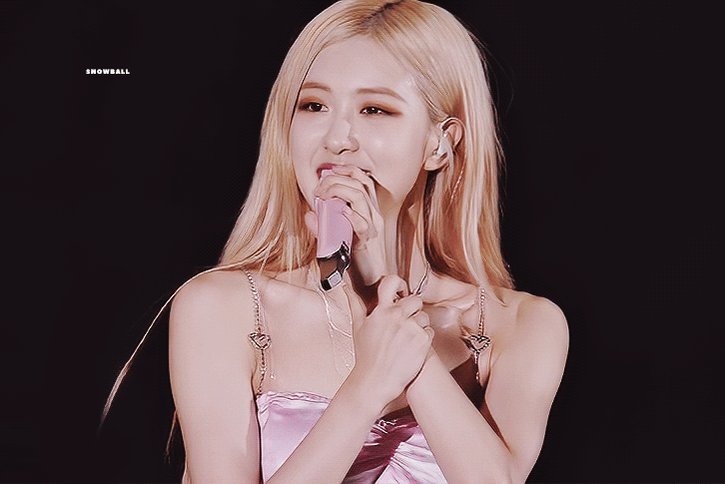 @roseannexdays's photo on Rosé