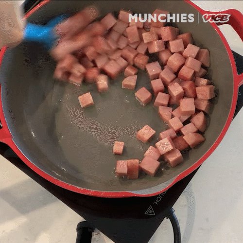 Jenny Dorsey is at home making Spam wontons, a snackable treat filled with Chinese flavors.
https://t.co/6KjPBlkoiT https://t.co/Ip0aFjeuoZ