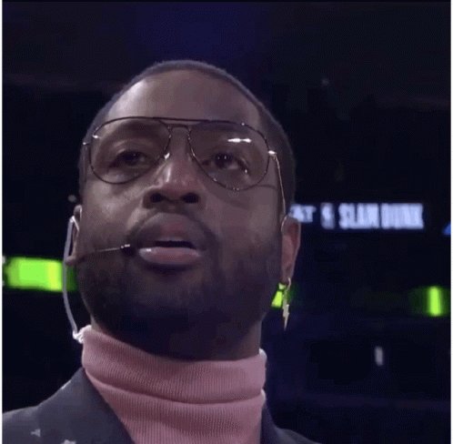 Happy birthday to Dwyane Wade. Can t believe he s so famous for simply ruining a dunk contest. 