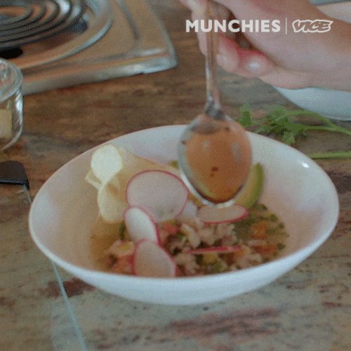 Sam Narvaez is a skater’s skater: always down to go out, pushing as fast as possible and skating anything in front of her.
She’s also a chef by night.
Watch here: https://t.co/kf6kB5qZm1 https://t.co/SqobdLUUek