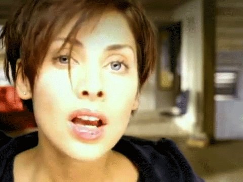 Happy birthday, Natalie Imbruglia! 
