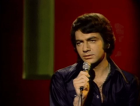 Happy Birthday to Neil Diamond     Spent many hours listening to your music and watching 
your movies...      