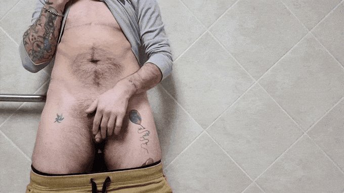 Slide in next to me and let's do naughty things in public ?
#ftm #gay #publicplay https://t.co/lhmI7