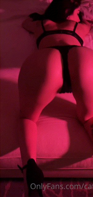 A sweet sub made one of my videos into a little gif!! 😍🥰❤️ https://t.co/UAt3JVUwYV