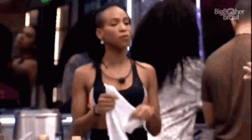 Karol Conka GIF