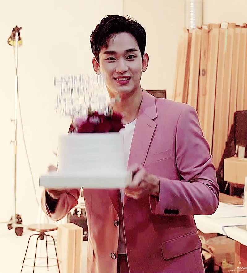 Happy Birthday to my muse 
KIM SOO HYUN 
wish you all the best # 
