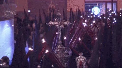 Nazarenos En Procesión GIF