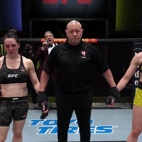 Experience pays off!
π¨π¦ @AlexisDavisMMA proves why she's a veteran that's far from done. #UFCVegas20 https://t.co/iTg4ssgYsp