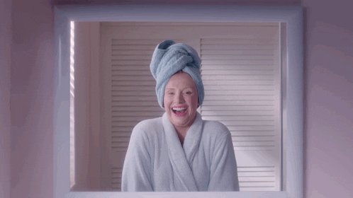 Happy birthday, Bryce Dallas Howard 
