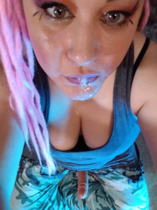 WhatsLanaDoing’s pics and videos