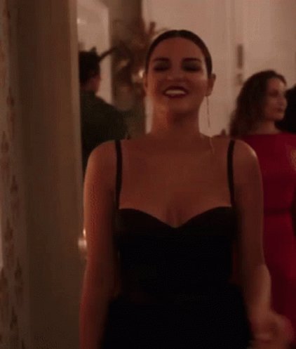    HAPPY BDAY MAITE PERRONI

Deusa 