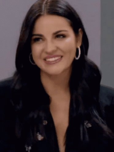 HAPPY BDAY MAITE PERRONI você é o do nossa amor       