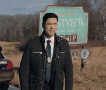 Ik it s probably late but happy birthday to Randall Park!!    