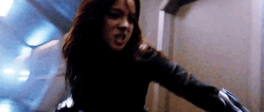 Happy Birthday Chloe Bennet 