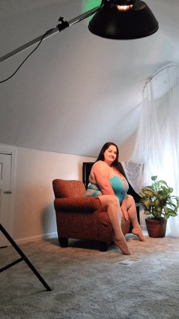 Check out this sped up bts of a recent photoshoot I did in New Jersey! Only at https://t.co/gZvfiAso02<a href="/tag/mvsales"class="tags"><span>#mvsales</span></a>