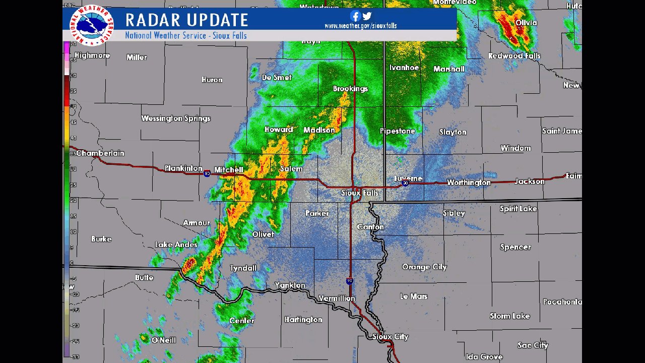 NWS Sioux Falls on Twitter "Radar Loop 827 AM A broken line of thunderstorms will be pushing
