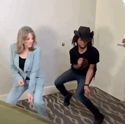Happy birthday to the one and only Here\s my story of how I became a Marianne Williamson supporter: 