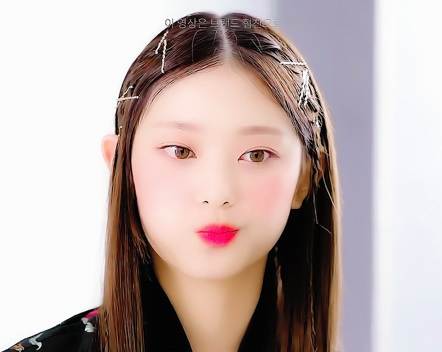 ໊ on Twitter: "#해린 #HAERIN https://t.co/yZtVqbLfvi https://t.co ...