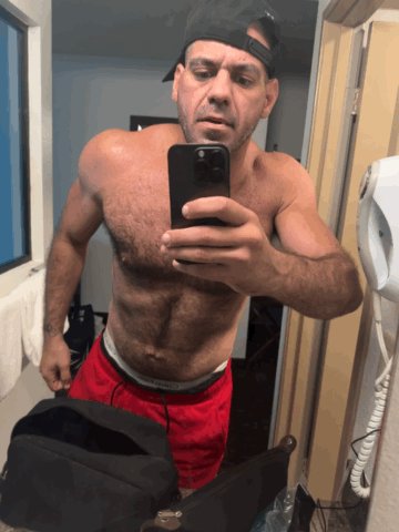Hotel Life selfie🪞🏨 https://t.co/cjZ5b5TI2P<a href="/tag/aprilfoolsbaby"class="tags"><span>#aprilfoolsbaby</span></a>