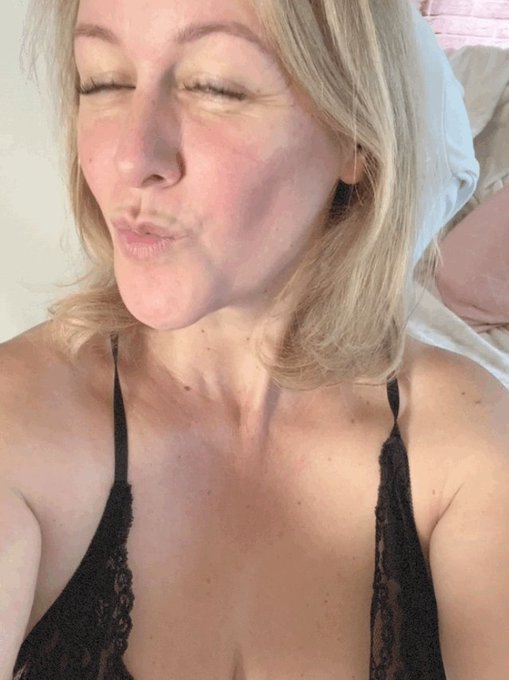 #weekend was hast du sch&ouml;nes vor ? https://t.co/lhvkjAGDA3<a href="/tag/weekend"class="tags">#weekend</a>