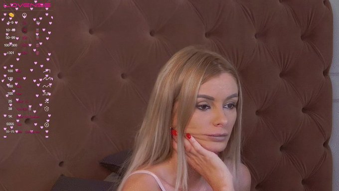 I'm online @MyFreeCams! #onmfc https://t.co/ZTZ97xf60L 💎 https://t.co/I3YwrwxD5h<a class="tags" href="/tag/myfreecams">@myfreecams</a><a href="/tag/onmfc"class="tags">#onmfc</a>