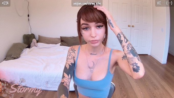 My cute face is online come love me currrently 1234 https://t.co/Rfl5lYgavi 💚 https://t.co/3Hvzy5seS<a href="/tag/mvsales"class="tags"><span>#mvsales</span></a>