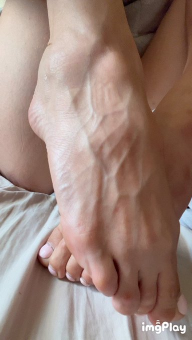 $3.75 for 1 day only! Happy Labor Day ❤️ https://t.co/FGh8qMvVCs<a href="/tag/feet"class="tags"><span>#feet</span></a><a href="/tag/toes"class="tags"><span>#toes</span></a><a href="/tag/findom"class="tags"><span>#findom</span></a><a href="/tag/footworship"class="tags"><span>#footworship</span></a><a href="/tag/paypig"class="tags"><span>#paypig</span></a><a href="/tag/footslave"class="tags"><span>#footslave</span></a>