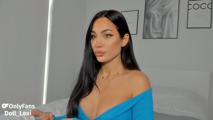 Heyy 😍! I'm online and feeling really playful @MyFreeCams! #onmfc https://t.co/btYCQ7WLe9 💚 https://t<a href="/tag/onmfc"class="tags"><span>#onmfc</span></a>