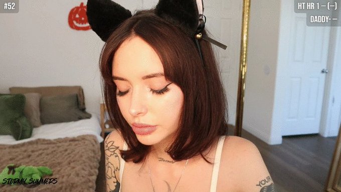 My cute face is online come love me currrently 52 https://t.co/Rfl5lYgavi 💚 https://t.co/pcKat2XjSq