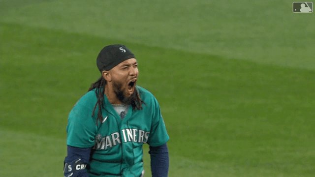 Seattle Mariners on X: 🏳️🌈 RT AND FOLLOW TO WIN 🏳️🌈 We've
