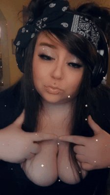 Hey guys! It would help me out SOOO much if you follow my new youtube! My old one got deleted and i had<a href="/tag/birthday"class="tags"><span>#birthday</span></a><a href="/tag/camgirl"class="tags"><span>#camgirl</span></a><a href="/tag/findom"class="tags"><span>#findom</span></a><a href="/tag/onlyfans"class="tags"><span>#onlyfans</span></a>