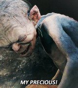 Gollum diciendo: "My p...