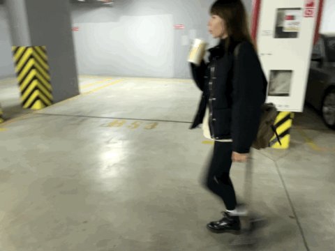 hi guys :) i'm alive, today i'm coming back to you and now i'm running to prepare for the upcoming Halloween