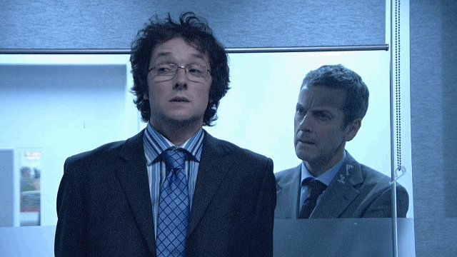 - 영국 정치 블랙코미디 드라마 the thick of it (띡옵잇 혹은 더 씩 오브 잇), 띡옵잇의 스핀오프 영화 in the loop 의 맥락 밖의 짤을 올리는 수동계정입니...