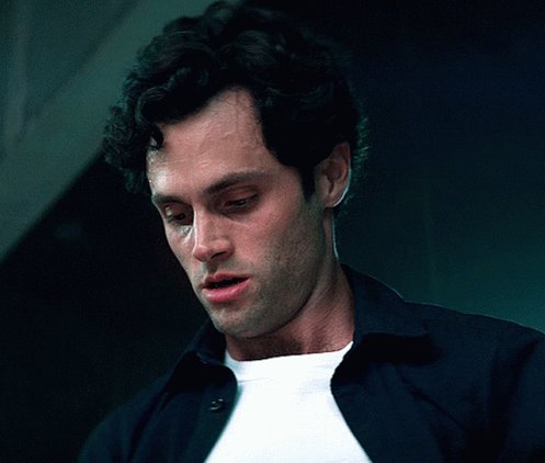 Happy birthday to Penn Badgley, who turns 35 today! 