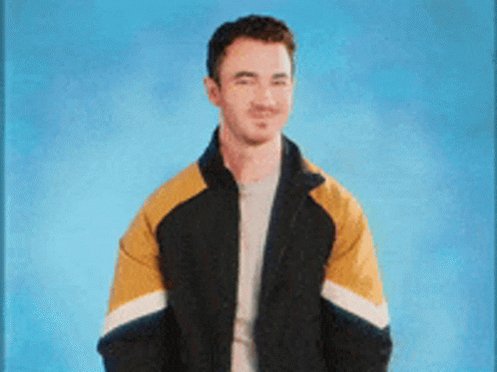 Happy birthday to Kevin Jonas, who turns 34 today! 