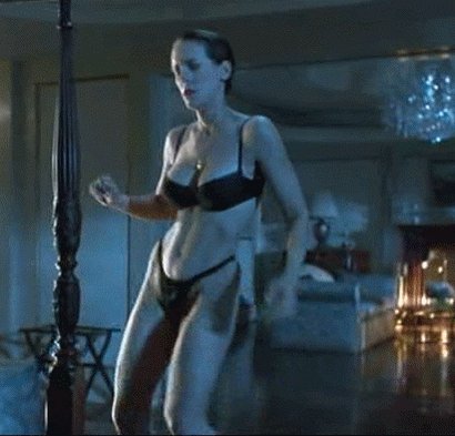 Happy Birthday to one of our favorite final girls. The baddest of the horror baddies! Jamie Lee Curtis! 